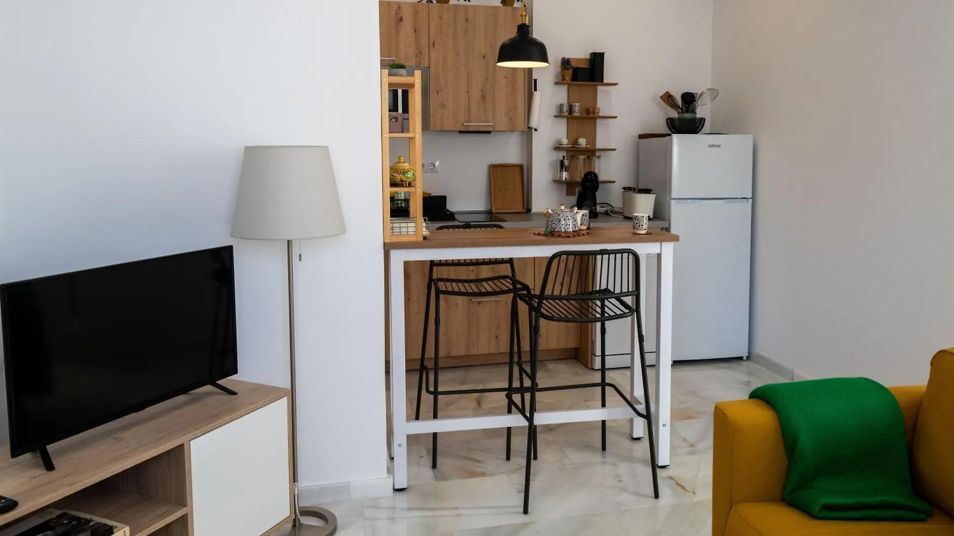 G&H Apartments - Sol Y Letizia Jerez de la Frontera 0*,  Spain